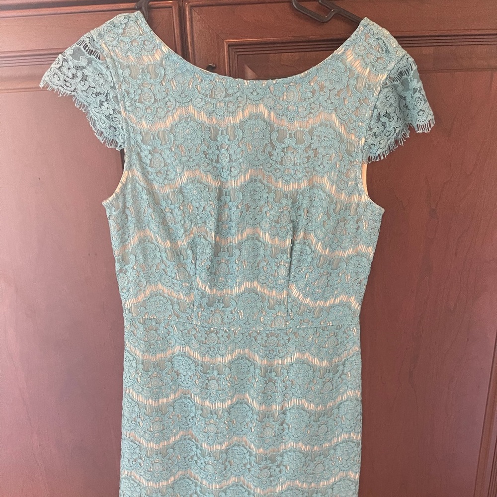Boutique mid- thigh lace dress